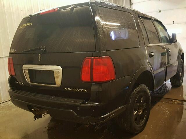 5LMFU28555LJ11555 - 2005 LINCOLN NAVIGATOR 黑色 照片 4