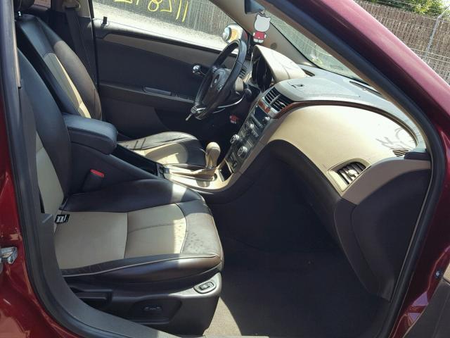 1G1ZK57798F185863 - 2008 CHEVROLET MALIBU LTZ RED photo 5