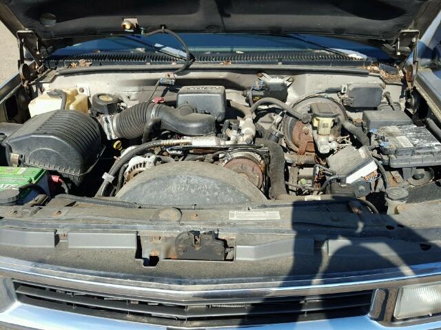 1GCGC24R5WZ263051 - 1998 CHEVROLET GMT-400 C2 BEIGE photo 7