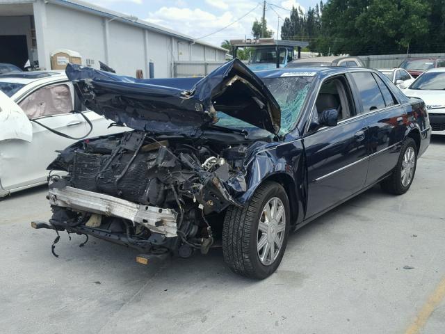 1G6KD57Y08U112858 - 2008 CADILLAC DTS BLUE photo 2