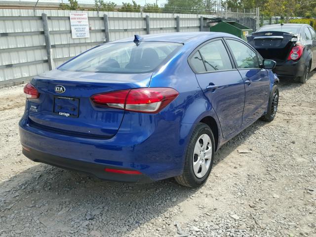 3KPFK4A77HE010034 - 2017 KIA FORTE LX BLUE photo 4