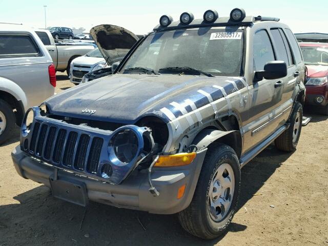 1J4GL38K25W536167 - 2005 JEEP LIBERTY RE GOLD photo 2