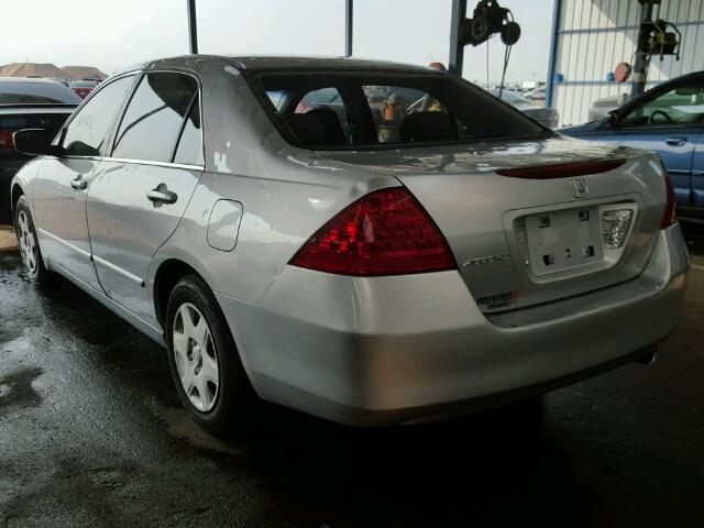 1HGCM56486A003824 - 2006 HONDA ACCORD LX GRAY photo 3