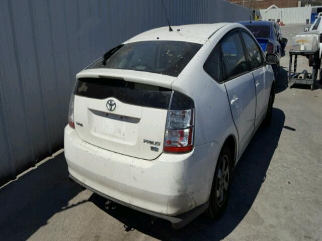 JTDKB22U040104783 - 2004 TOYOTA PRIUS WHITE photo 4