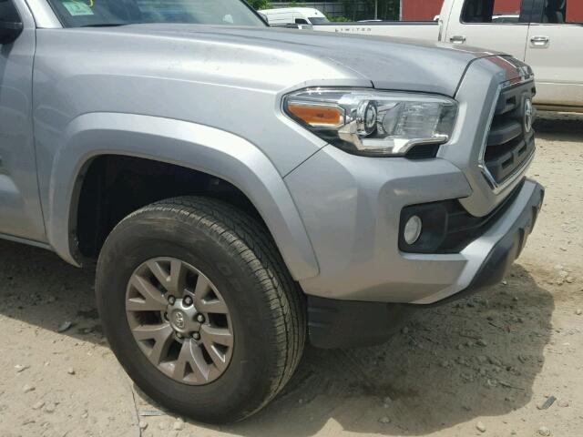 3TMCZ5AN5GM021119 - 2016 TOYOTA TACOMA DOU SILVER photo 10