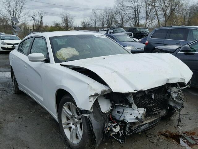 2B3CL3CG0BH512212 - 2011 DODGE CHARGER WHITE photo 1