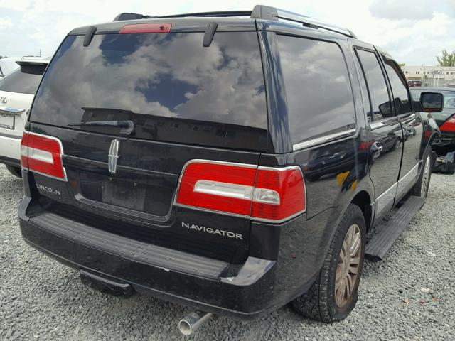 5LMFU27578LJ09974 - 2008 LINCOLN NAVIGATOR BLACK photo 4