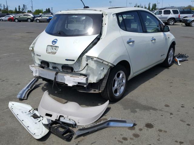 JN1AZ0CP5CT020642 - 2012 NISSAN LEAF SV WHITE photo 4