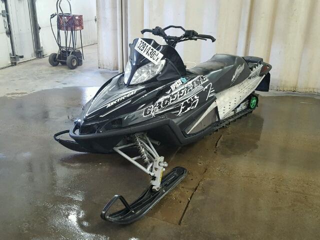 4UF06SNW86T137677 - 2006 ARCT 700 CROSS BLACK photo 2