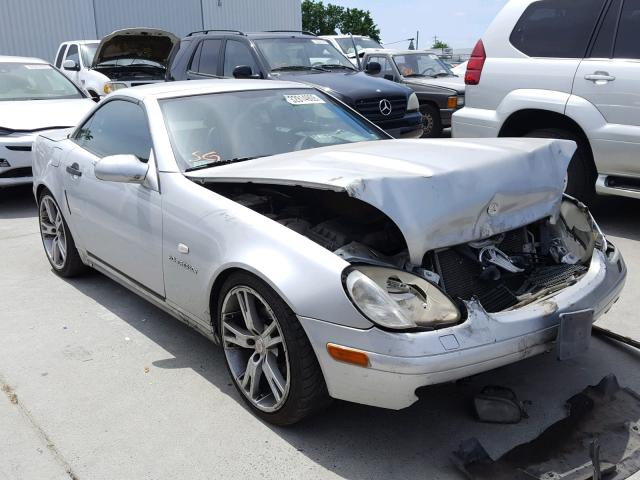 WDBKK47F7XF080956 - 1999 MERCEDES-BENZ SLK 230 KO SILVER photo 1