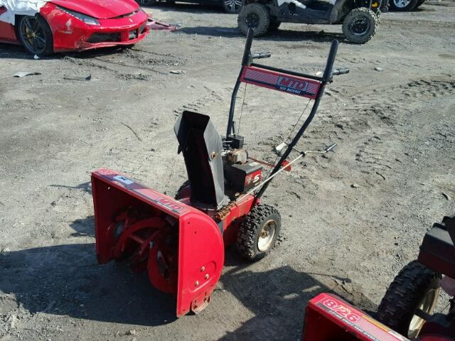 1B205B20304 - 2000 SNOW BLOWER RED photo 2