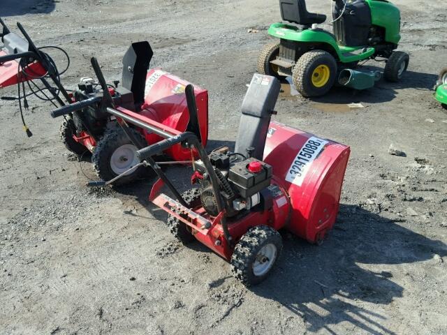 1B205B20304 - 2000 SNOW BLOWER RED photo 4