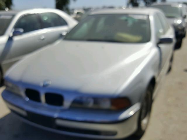 WBADM6336XBY25325 - 1999 BMW 528 I AUTO SILVER photo 2