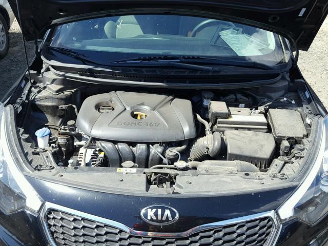 KNAFK4A63E5130019 - 2014 KIA FORTE LX BLACK photo 7