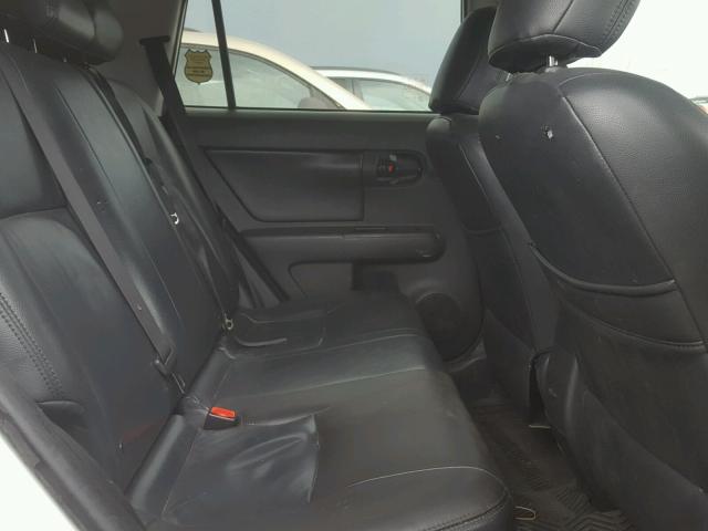 JTLZE4FEXB1126998 - 2011 TOYOTA SCION XB WHITE photo 6