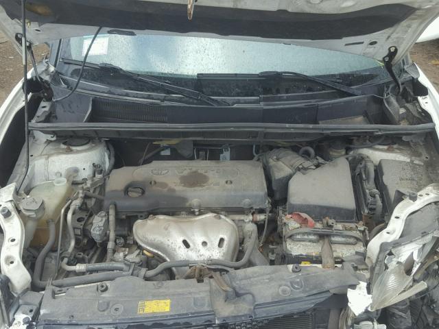 JTLZE4FEXB1126998 - 2011 TOYOTA SCION XB WHITE photo 7