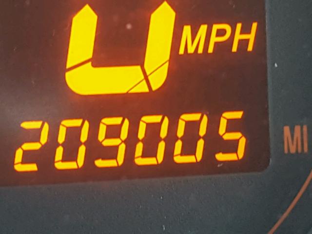 JTLZE4FEXB1126998 - 2011 TOYOTA SCION XB WHITE photo 8