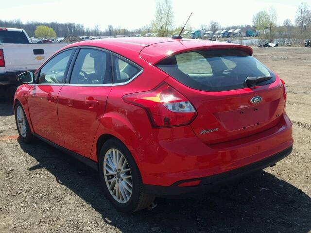 1FAHP3M22CL357832 - 2012 FORD FOCUS SEL RED photo 3