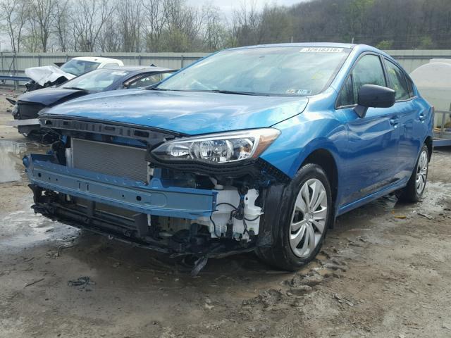 4S3GKAA69J3605443 - 2018 SUBARU IMPREZA BLUE photo 2