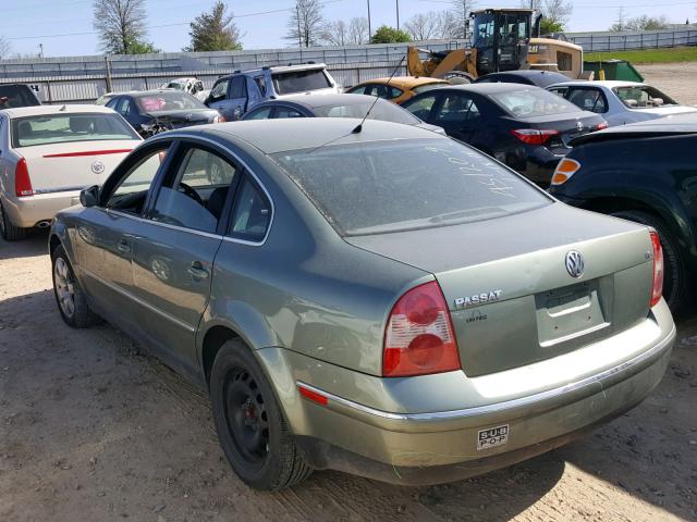 WVWRH63B42P293296 - 2002 VOLKSWAGEN PASSAT GLX GREEN photo 3