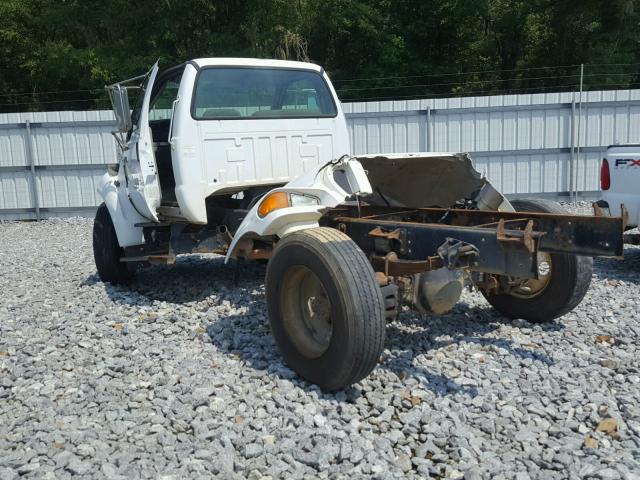 3FRNF65E54V684619 - 2004 FORD F650 SUPER WHITE photo 3