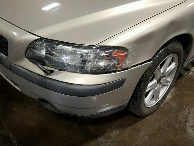 YV1RS58D812065779 - 2001 VOLVO S60 2.4T TAN photo 9