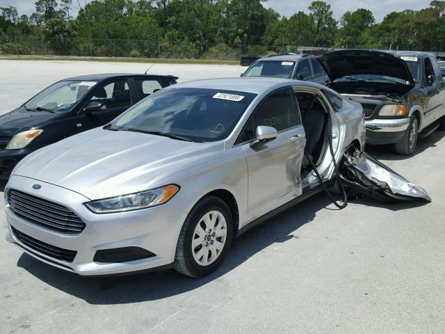 3FA6P0G78DR318758 - 2013 FORD FUSION S SILVER photo 2