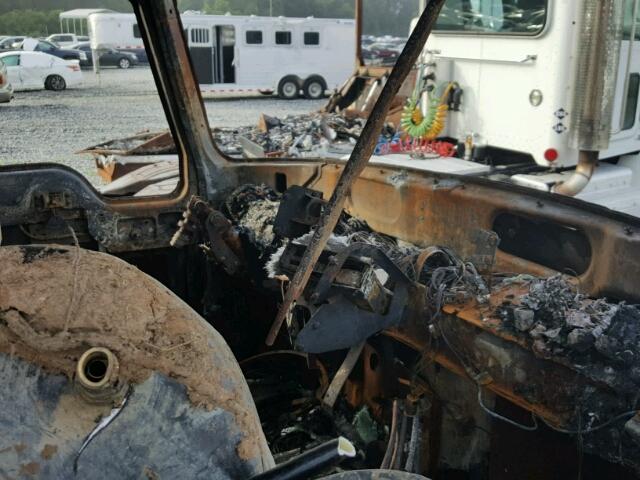 1M2AG11C37M047181 - 2007 MACK 700 BURN photo 5