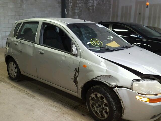 KL1TJ62694B232676 - 2004 CHEVROLET AVEO LS SILVER photo 9