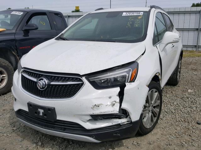 KL4CJASB3HB147048 - 2017 BUICK ENCORE PRE WHITE photo 2