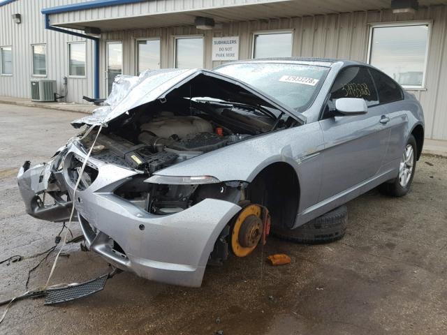 WBAEH73485CF95272 - 2005 BMW 645 CI AUT GRAY photo 2