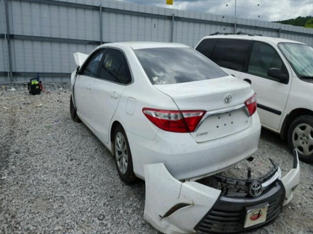 4T4BF1FK3FR454266 - 2015 TOYOTA CAMRY LE/X WHITE photo 3