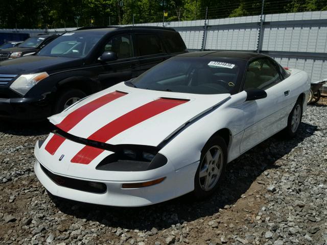 2G1FP22KXV2139955 - 1997 CHEVROLET CAMARO BAS 白色 照片 2