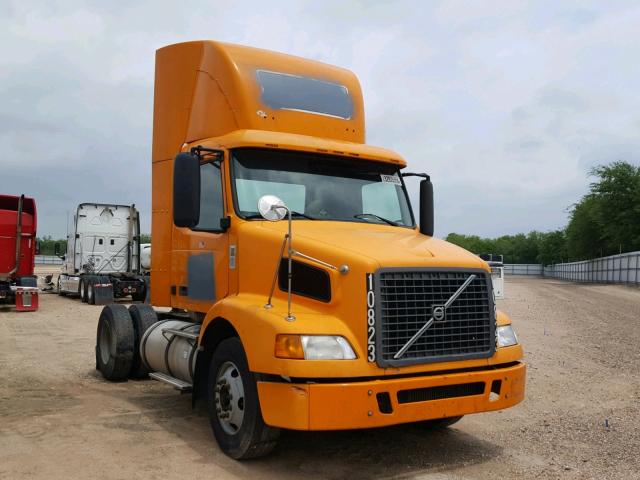 4V4M19GF65N387665 - 2005 VOLVO VN VNM ORANGE photo 1