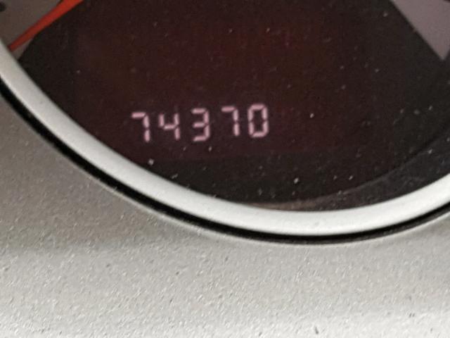 2V4RW4DG6BR642337 - 2011 VOLKSWAGEN ROUTAN S SILVER photo 8