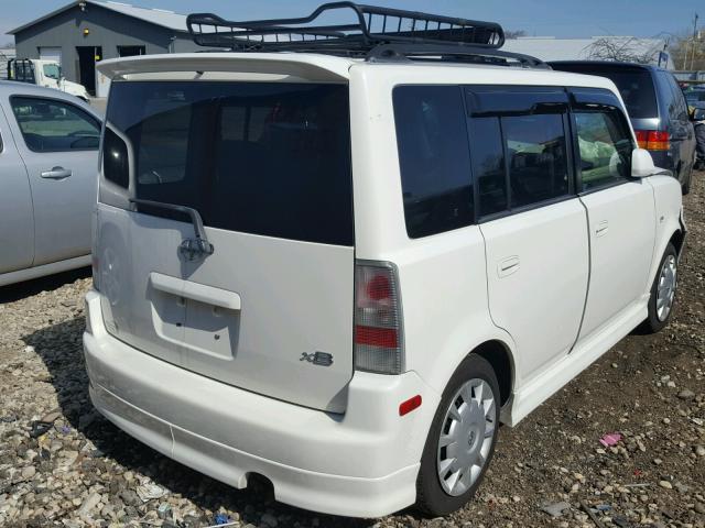 JTLKT324X64049133 - 2006 TOYOTA SCION XB WHITE photo 4