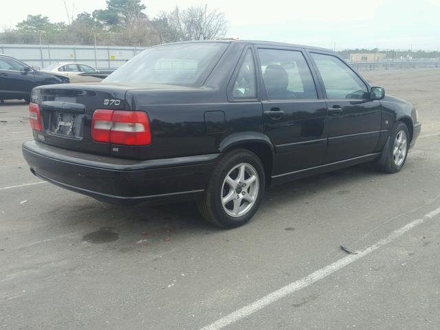 YV1LS61J0Y2664035 - 2000 VOLVO S70 BASE BLACK photo 4