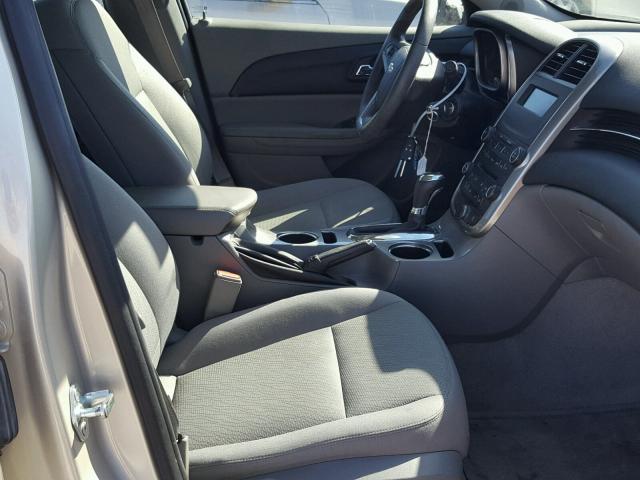 1G11B5SL7EF153412 - 2014 CHEVROLET MALIBU LS 银色 照片 5