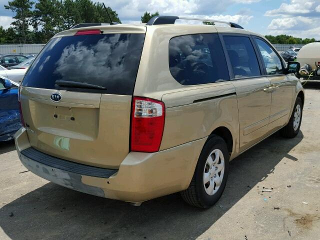 KNDMG4C33A6326819 - 2010 KIA SEDONA LX TAN photo 4