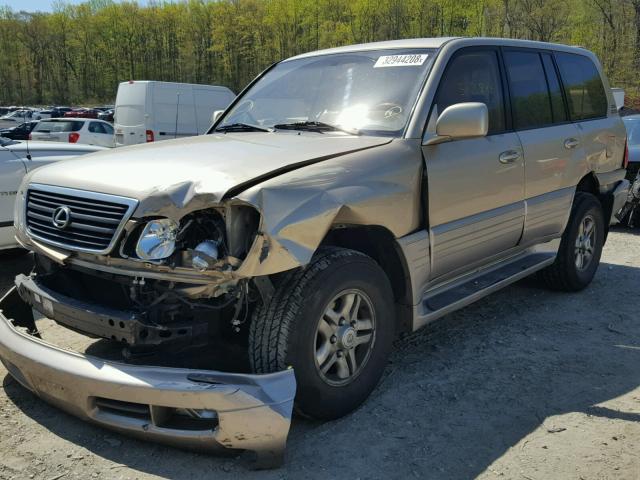 JTJHT00W823521013 - 2002 LEXUS LX 470 GOLD photo 9