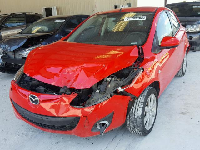 JM1DE1LY9C0135475 - 2012 MAZDA MAZDA2 RED photo 2