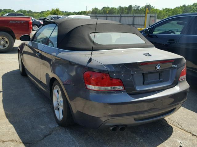 WBAUN93588VK39810 - 2008 BMW 135 I GRAY photo 3