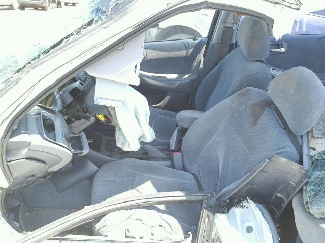 3HGCG66581G701074 - 2001 HONDA ACCORD LX WHITE photo 5