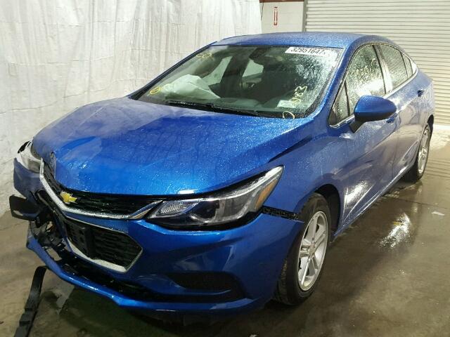 1G1BE5SM4H7143262 - 2017 CHEVROLET CRUZE LT BLUE photo 2