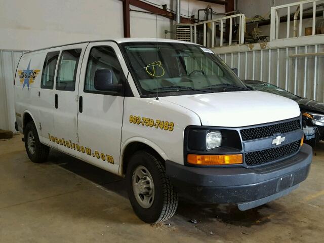 1GCGG25C781118027 - 2008 CHEVROLET EXPRESS G2 WHITE photo 1