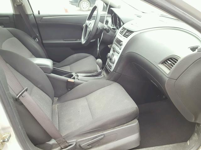 1G1ZC5EB4AF169998 - 2010 CHEVROLET MALIBU 1LT 银色 照片 5