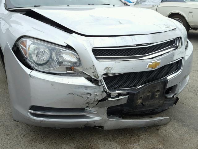 1G1ZC5EB4AF169998 - 2010 CHEVROLET MALIBU 1LT 银色 照片 9