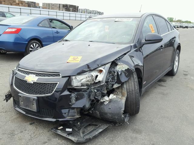 1G1PC5SBXD7118077 - 2013 CHEVROLET CRUZE LT BLACK photo 2