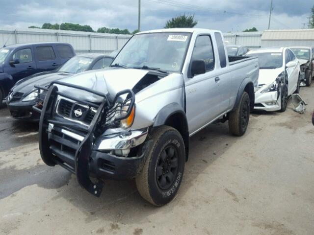 1N6ED26T8YC340267 - 2000 NISSAN FRONTIER K SILVER photo 2