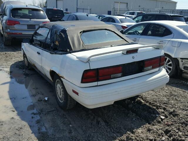 1G1JC31T3R7257463 - 1994 CHEVROLET CAVALIER R WHITE photo 3